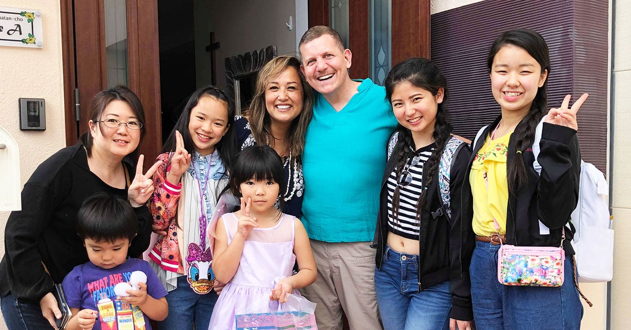 Exchange Cultures with Locals!